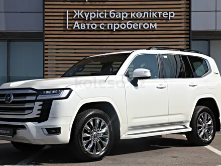 Toyota Land Cruiser 2022 года за 56 490 000 тг. в Алматы