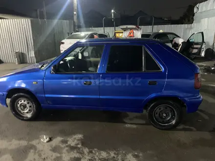 Skoda Felicia 1996 года за 400 000 тг. в Алматы – фото 4