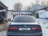 Toyota Camry 1998 года за 2 900 000 тг. в Талдыкорган – фото 4