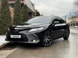 Toyota Camry 2023 года за 15 800 000 тг. в Талдыкорган