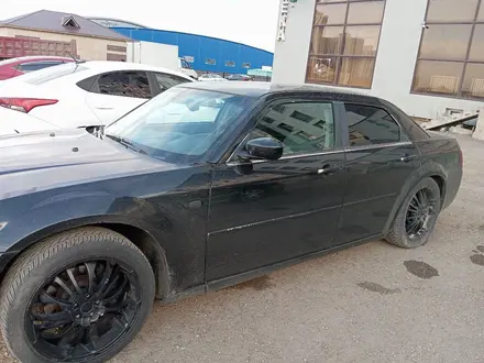 Chrysler 300C 2005 года за 4 000 000 тг. в Астана – фото 3