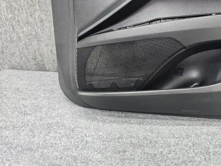 Обшивка двери Toyota Camry 80 ORIGINAL за 95 000 тг. в Алматы – фото 4