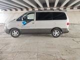 Hyundai Starex 2003 года за 3 500 000 тг. в Караганда – фото 2