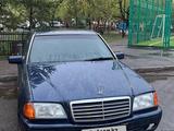 Mercedes-Benz C 200 1995 года за 1 500 000 тг. в Астана – фото 3