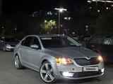 Skoda Octavia 2013 годаfor4 500 000 тг. в Караганда – фото 5