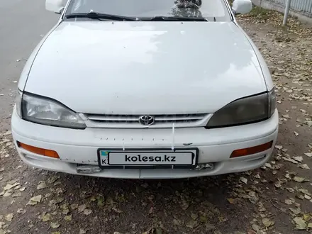 Toyota Camry 1997 года за 1 800 000 тг. в Алматы – фото 3