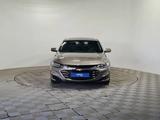 Chevrolet Malibu 2020 года за 9 390 000 тг. в Алматы – фото 2