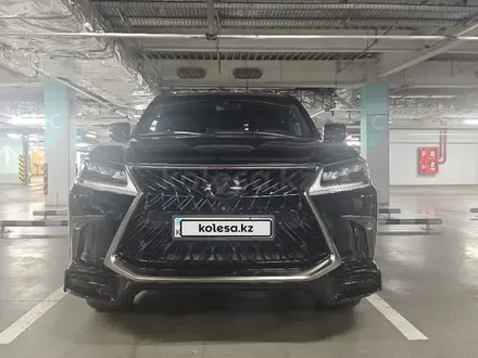 Lexus LX 570 2019 года за 40 000 000 тг. в Алматы