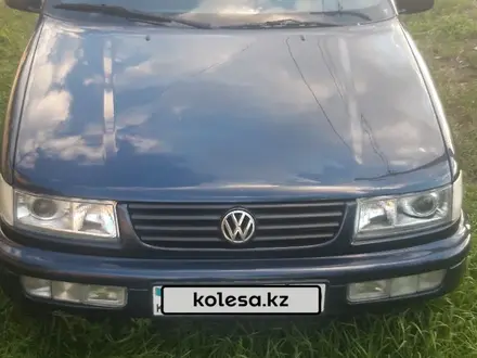 Volkswagen Passat 1994 года за 1 800 000 тг. в Костанай – фото 2