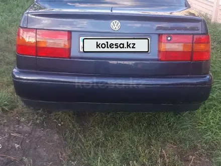 Volkswagen Passat 1994 года за 1 800 000 тг. в Костанай – фото 4