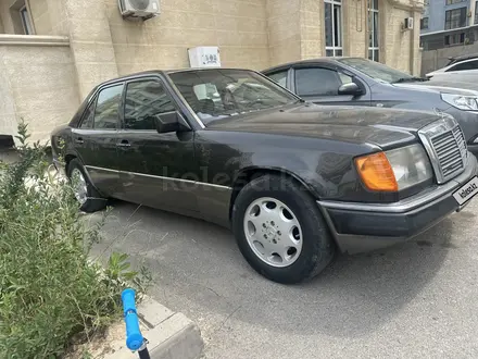 Mercedes-Benz E 280 1993 года за 1 000 000 тг. в Шымкент – фото 3