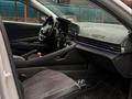 Hyundai Elantra 2022 года за 8 300 000 тг. в Актобе – фото 12