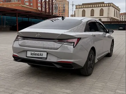 Hyundai Elantra 2022 года за 8 300 000 тг. в Актобе – фото 4