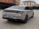 Hyundai Elantra 2022 года за 8 300 000 тг. в Актобе – фото 5