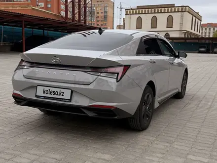 Hyundai Elantra 2022 года за 8 300 000 тг. в Актобе – фото 5