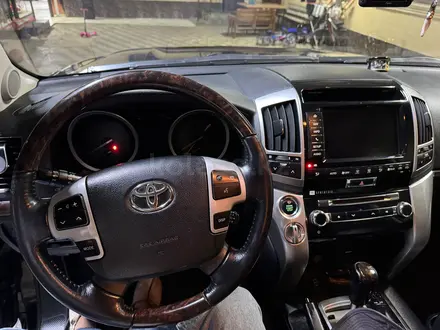 Toyota Land Cruiser 2013 года за 22 500 000 тг. в Алматы – фото 16
