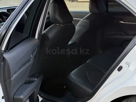 Toyota Camry 2023 года за 15 800 000 тг. в Шымкент – фото 16
