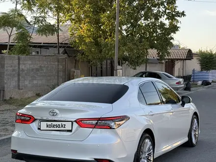 Toyota Camry 2023 года за 15 800 000 тг. в Шымкент – фото 6
