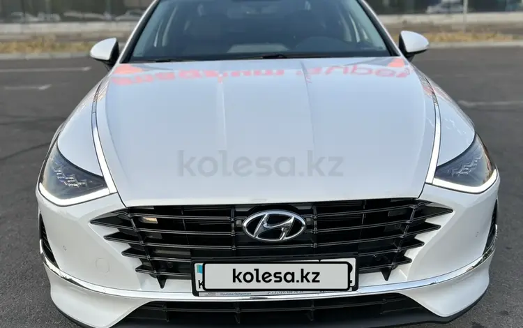 Hyundai Sonata 2023 года за 13 700 000 тг. в Алматы