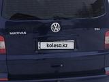 Volkswagen Multivan 2003 года за 7 355 882 тг. в Астана