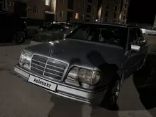 Mercedes-Benz E-Class, 1992