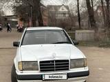 Mercedes-Benz E 200 1987 года за 950 000 тг. в Алматы – фото 2