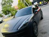 Porsche Cayenne 2021 года за 46 000 000 тг. в Шымкент – фото 2