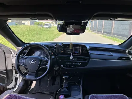 Lexus ES 250 2022 года за 18 500 000 тг. в Алматы – фото 6