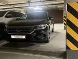 Volkswagen Passat 2021 годаүшін10 400 000 тг. в Астана – фото 5