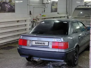Audi 80
