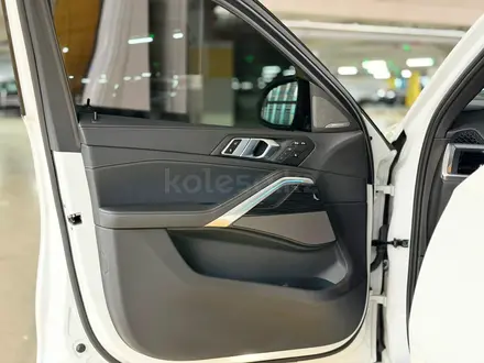 BMW X6 2024 года за 44 500 000 тг. в Алматы – фото 6