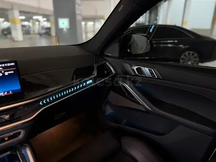 BMW X6 2024 года за 44 500 000 тг. в Алматы – фото 13