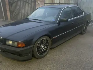 BMW 730