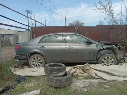 Toyota Avalon 2006 года за 2 700 000 тг. в Уральск