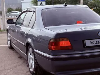 BMW 730