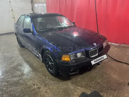 BMW 318 1993 года за 700 000 тг. в Жезказган