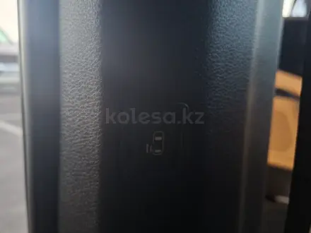 Kia Carnival 2023 года за 21 000 000 тг. в Шымкент – фото 17