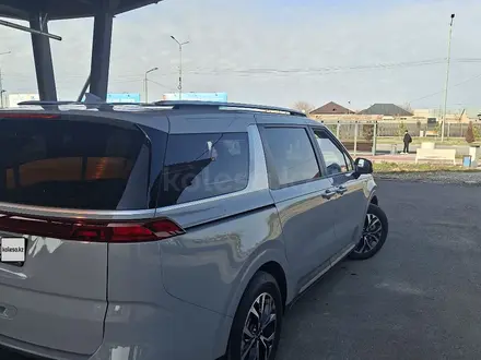 Kia Carnival 2023 года за 21 000 000 тг. в Шымкент – фото 5