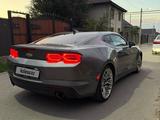 Chevrolet Camaro 2020 годаүшін15 336 900 тг. в Алматы – фото 5