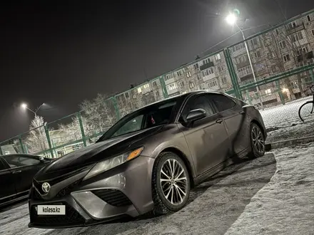 Toyota Camry 2020 года за 10 000 000 тг. в Павлодар – фото 2