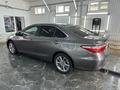Toyota Camry 2015 года за 11 000 000 тг. в Актобе – фото 5