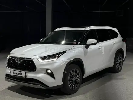 Toyota Highlander Luxe 2026 года за 27 700 000 тг. в Астана – фото 3