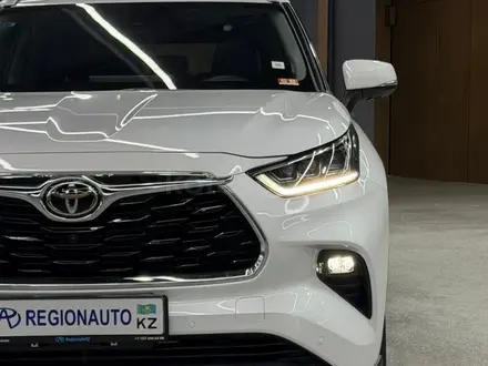 Toyota Highlander Luxe 2026 года за 27 700 000 тг. в Астана – фото 5