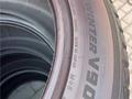 Yokohama BluEarth Winter V905 265/40 R21 и 295/35 R21 107V Разноразмерныиеfor350 000 тг. в Астана – фото 2