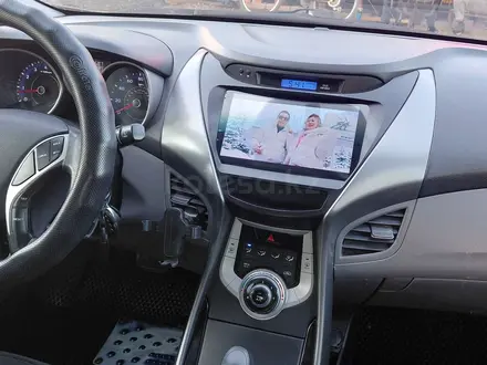 Hyundai Elantra 2014 года за 4 700 000 тг. в Уральск – фото 6