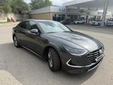 Hyundai Sonata 2022 годаүшін11 300 000 тг. в Алматы – фото 2