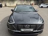 Hyundai Sonata 2022 годаүшін11 300 000 тг. в Алматы – фото 3