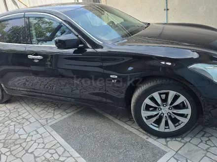 Infiniti Q70 2014 года за 8 200 000 тг. в Экибастуз