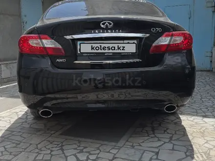 Infiniti Q70 2014 года за 8 200 000 тг. в Экибастуз – фото 3