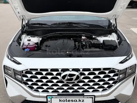 Hyundai Santa Fe 2022 года за 14 900 000 тг. в Шымкент – фото 15